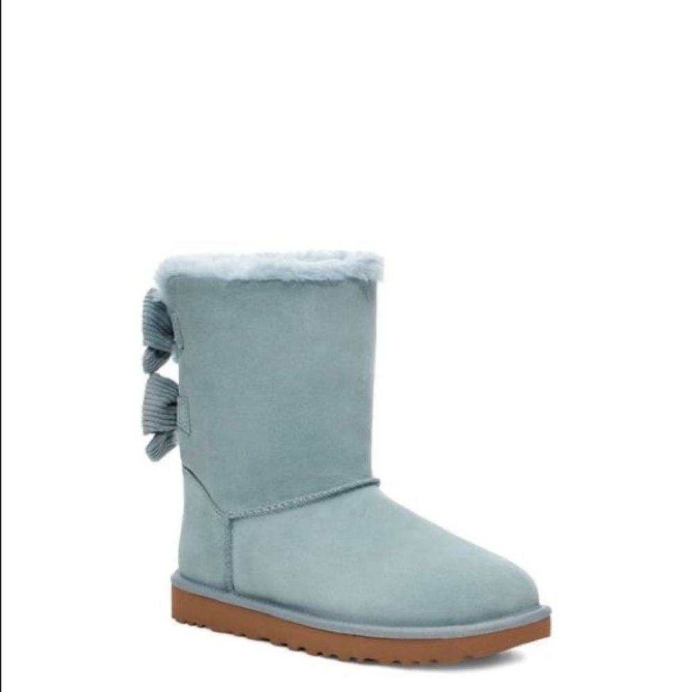 Ugg - Picture 3 of 3